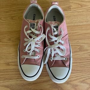 Women’s converse